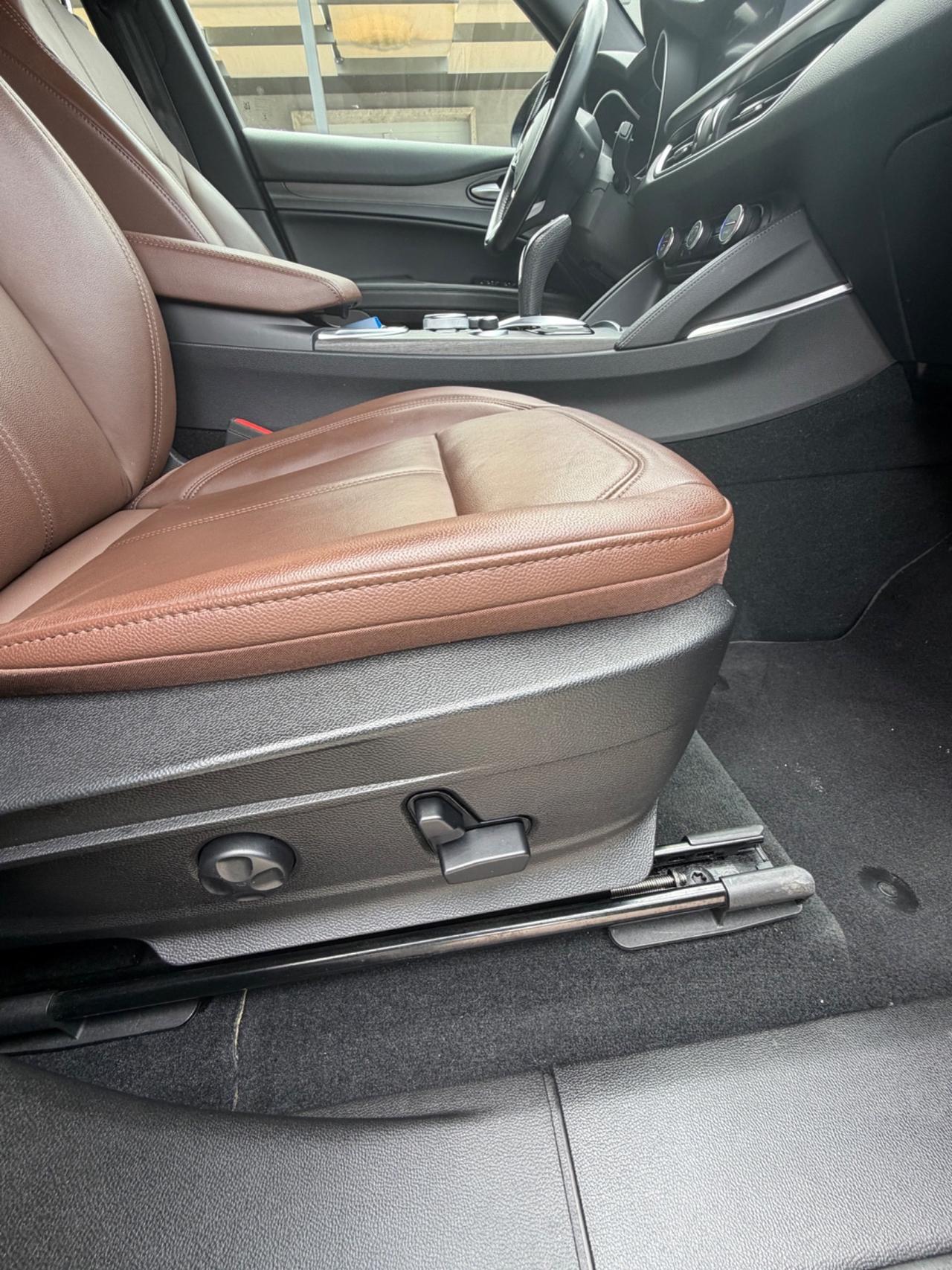 Alfa Romeo Stelvio 2.2 Turbodiesel 210 CV AT8 Q4 Ti