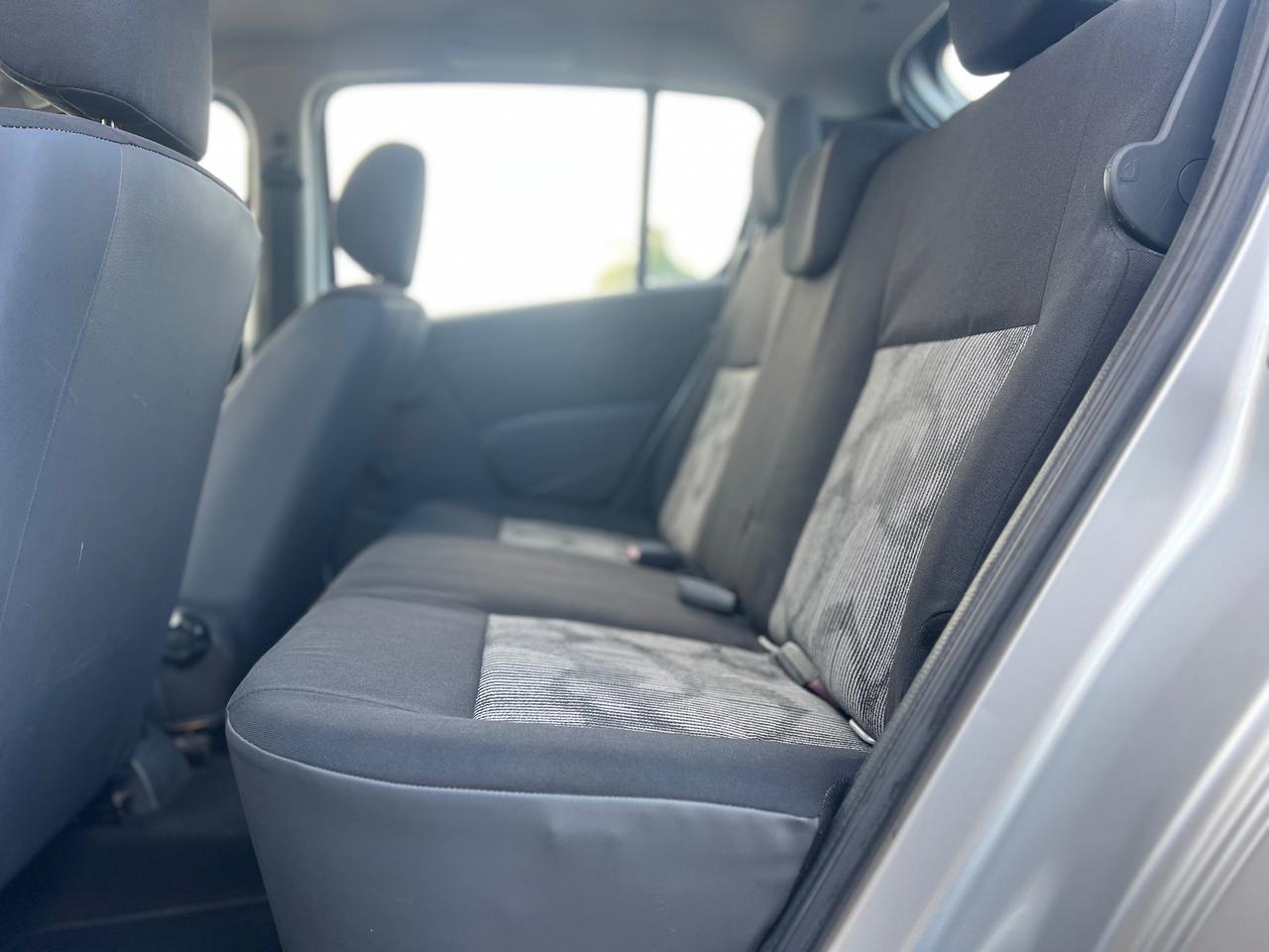 Dacia Sandero 1.2 16V BLACKLINE (55kw)