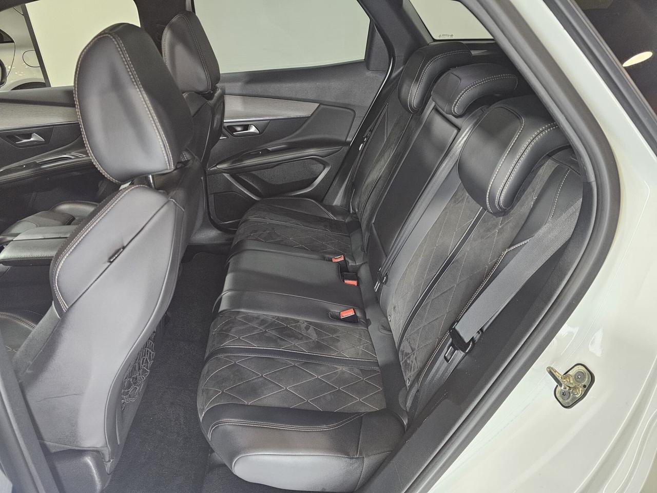 Peugeot 3008 BlueHDi 180cv GT line Automatico