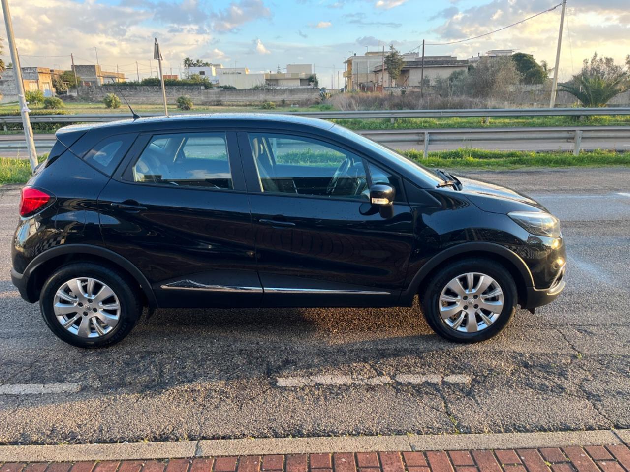 Renault Captur 1.5 dCi Start&Stop Wave Unipro 2014