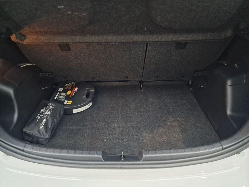 Toyota Yaris Yaris 1.0 5 porte Lounge