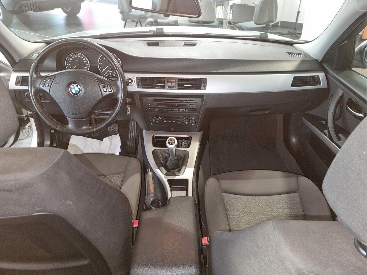 Bmw 320d Touring Attiva 2.0 163cv GARANZIA 1 ANNO