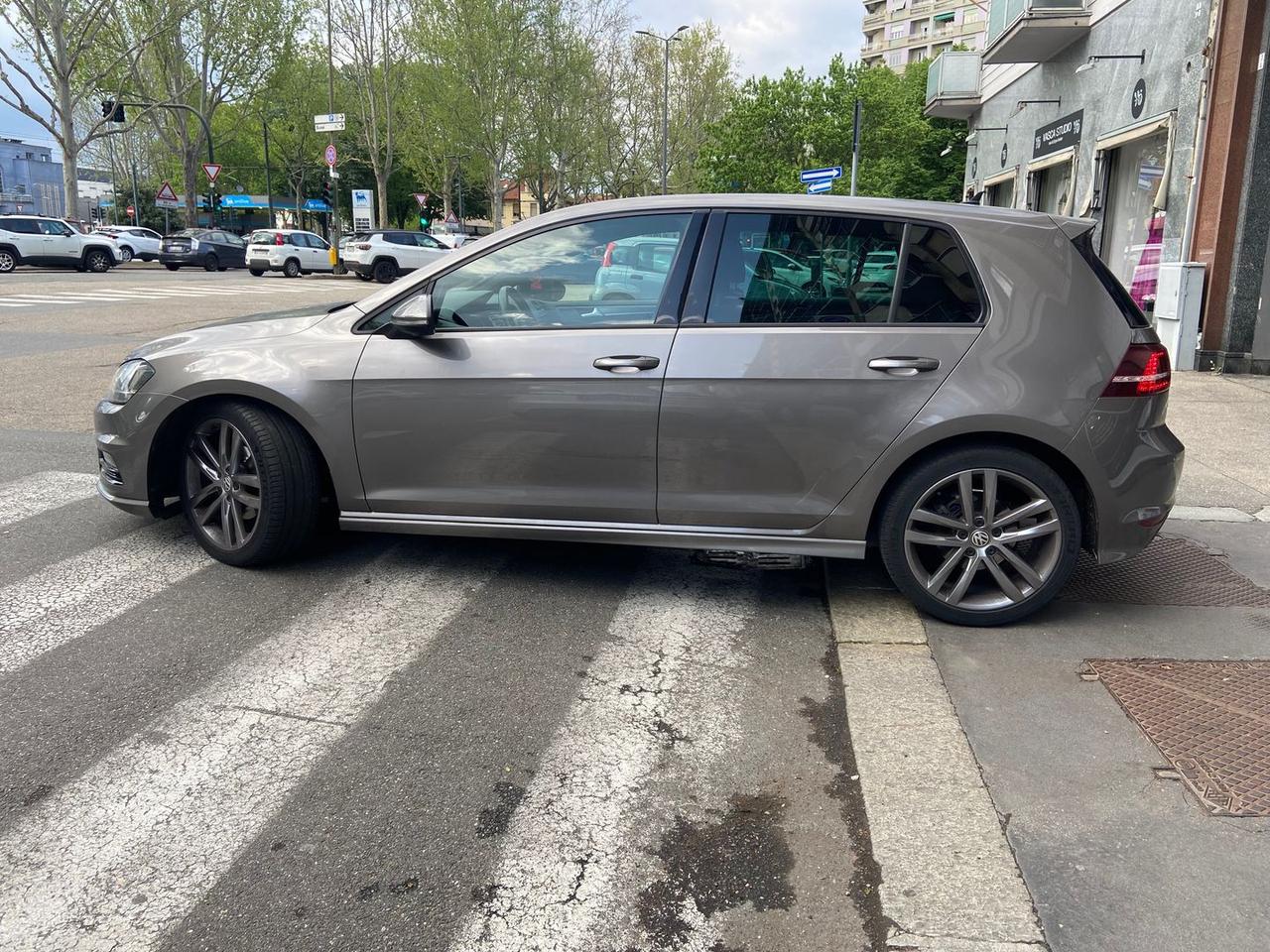 Volkswagen Golf Sport Edition 1.6 TDI BlueM #10426