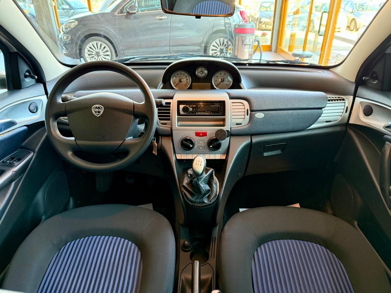 Lancia Ypsilon 1.2Benzina 60cv Neopatentati