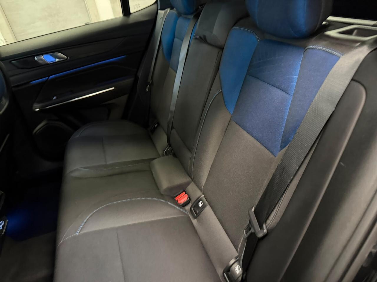 Lynk&co 01 PHEV