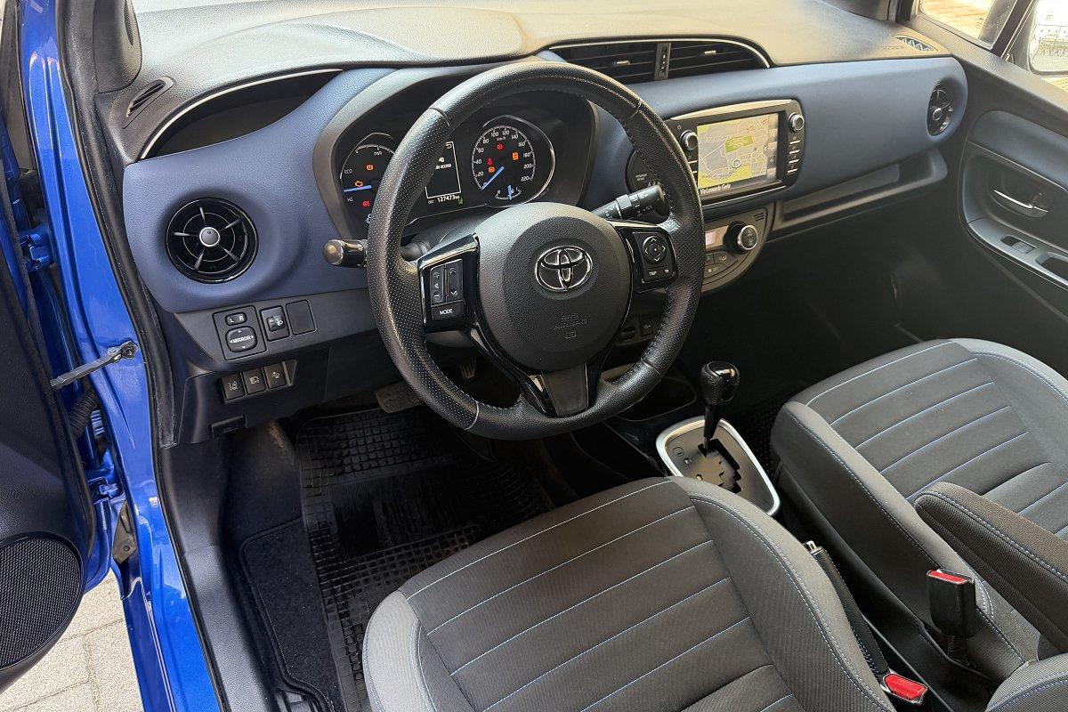 TOYOTA Yaris 1.5 Hybrid 5 porte Trend "Blue Edition"