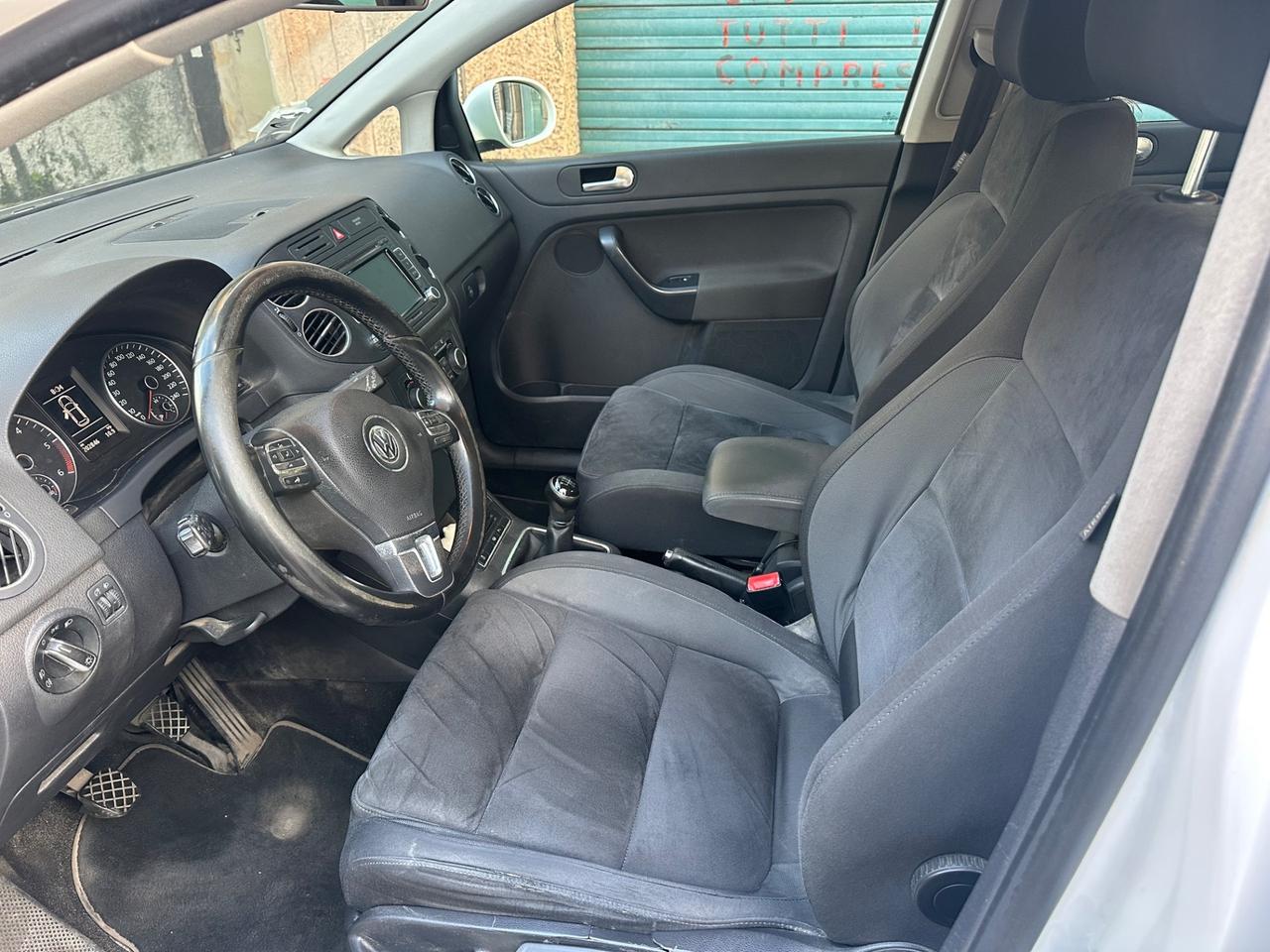 Volkswagen Golf Plus 1.6 TDI DPF Highline Euro 5B