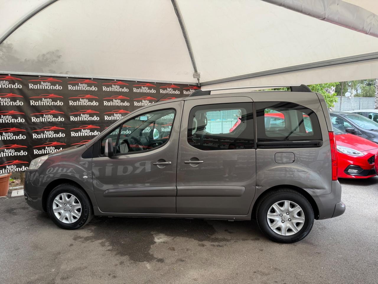 Peugeot Partner Tepee 1.6 HDi 92CV Outdoor