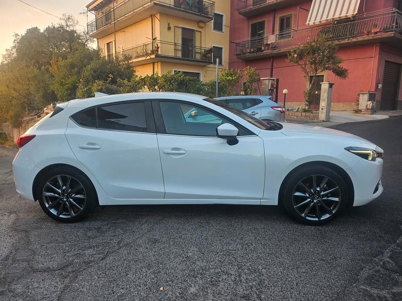 Mazda 3 Mazda3 1.5 Skyactiv-D Exceed