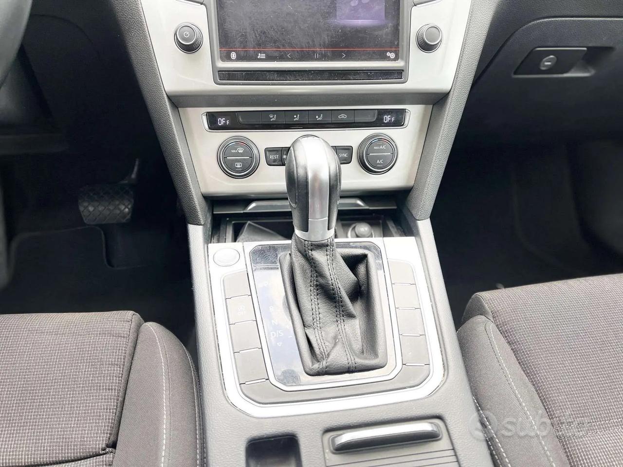 Volkswagen Passat 1.6 Diesel 120CV E6 - 2015