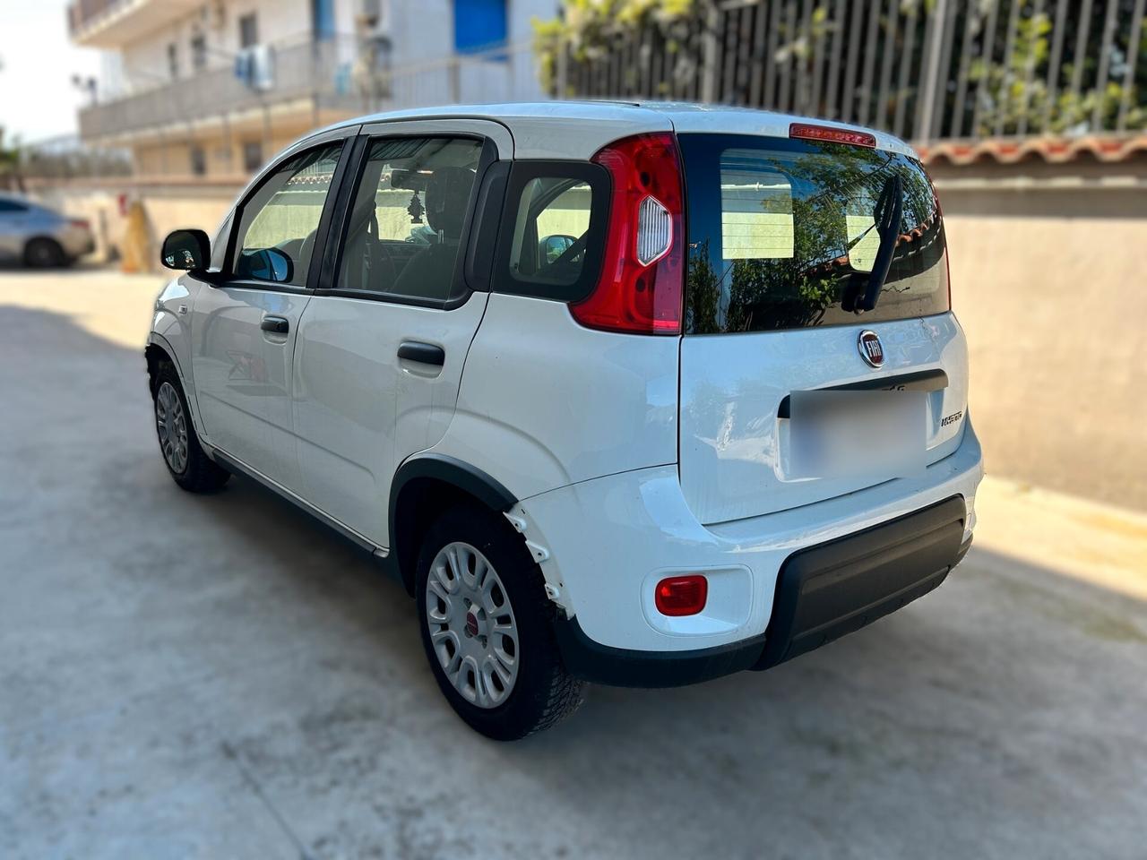 Fiat New Panda 1.0 Hybrid - 2024 Incidentata