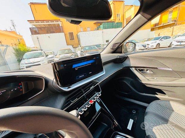 Peugeot 2008 PEUGEOUT 2008 1.2 hybrid Allure 145cv