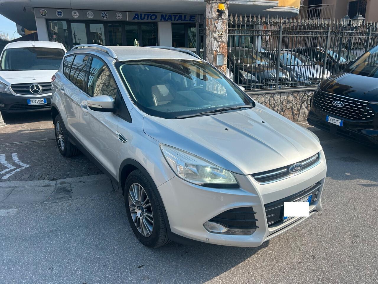 Ford Kuga 2.0 TDCI 140 CV 4WD Powershift Titanium