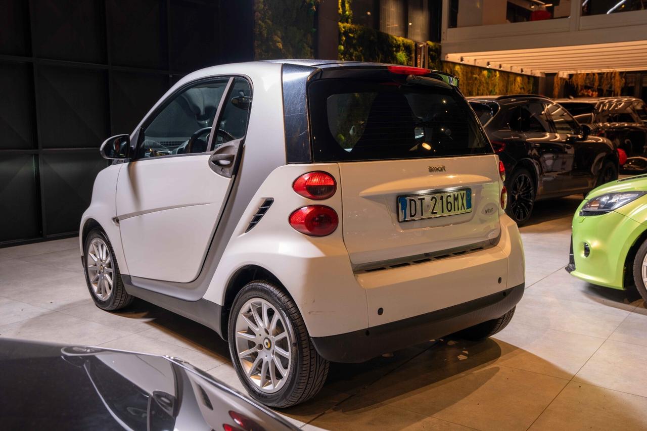 Smart ForTwo 1000 62 kW coupé passion