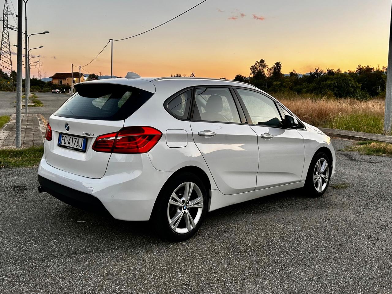 Bmw 2er Active Tourer 218d Luxury aut pelle 2016