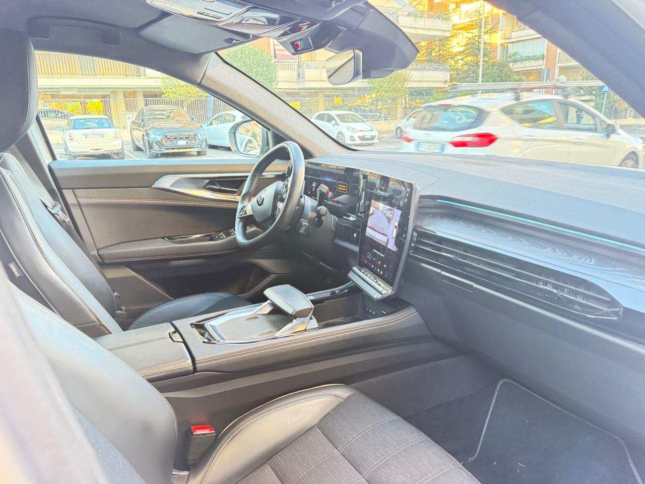 Renault Austral Full Hybrid E-Tech 200 CV Iconic LED PELLE NAVI KAMERA 360 EXSTEND GREEP CERCHI 18