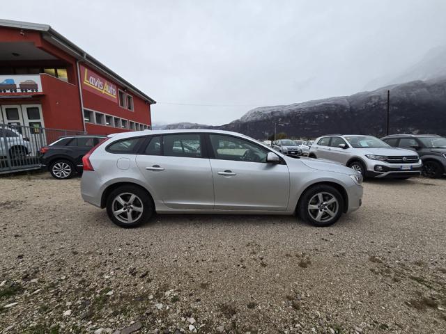 VOLVO V60 D4 AWD Geartronic Kinetic
