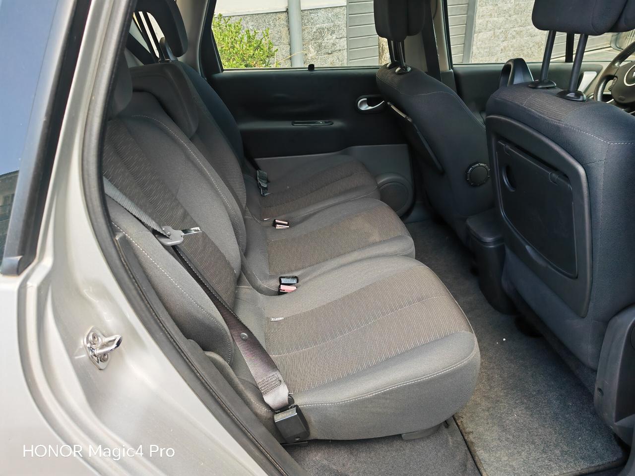 RENAULT SCENIC 1.5 DCI CV106 KW78 SERIE SPECIALE