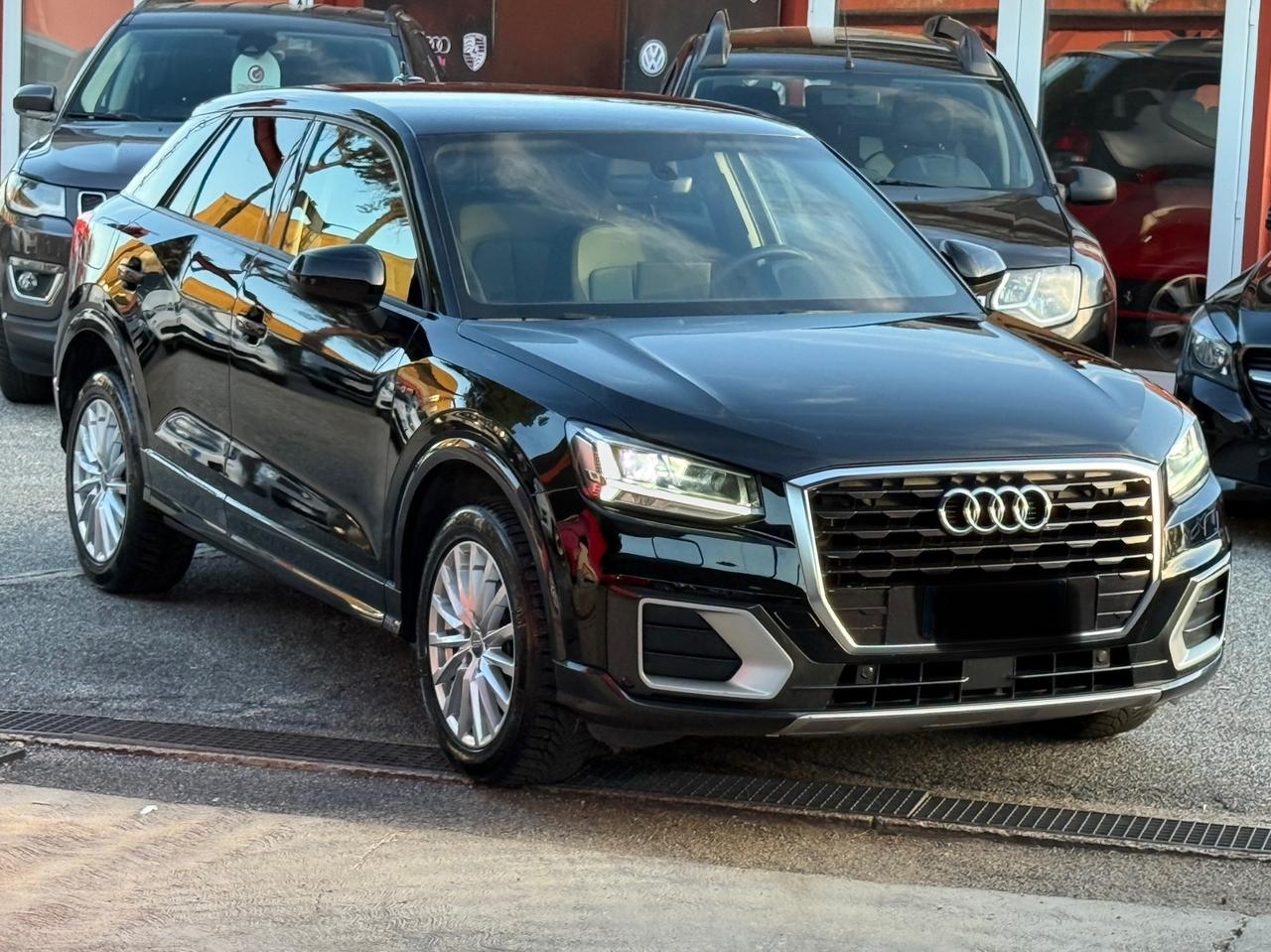 Q2 1.6 TDI S-tronic-S line-unipro-rate-garanzia