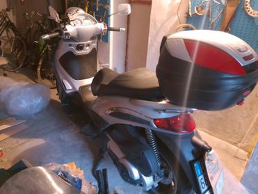 Piaggio Beverly 500