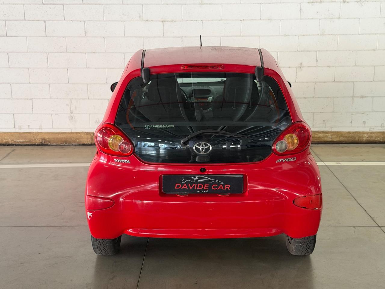 Toyota Aygo 1.0 12V VVT-i 5 porte Sol
