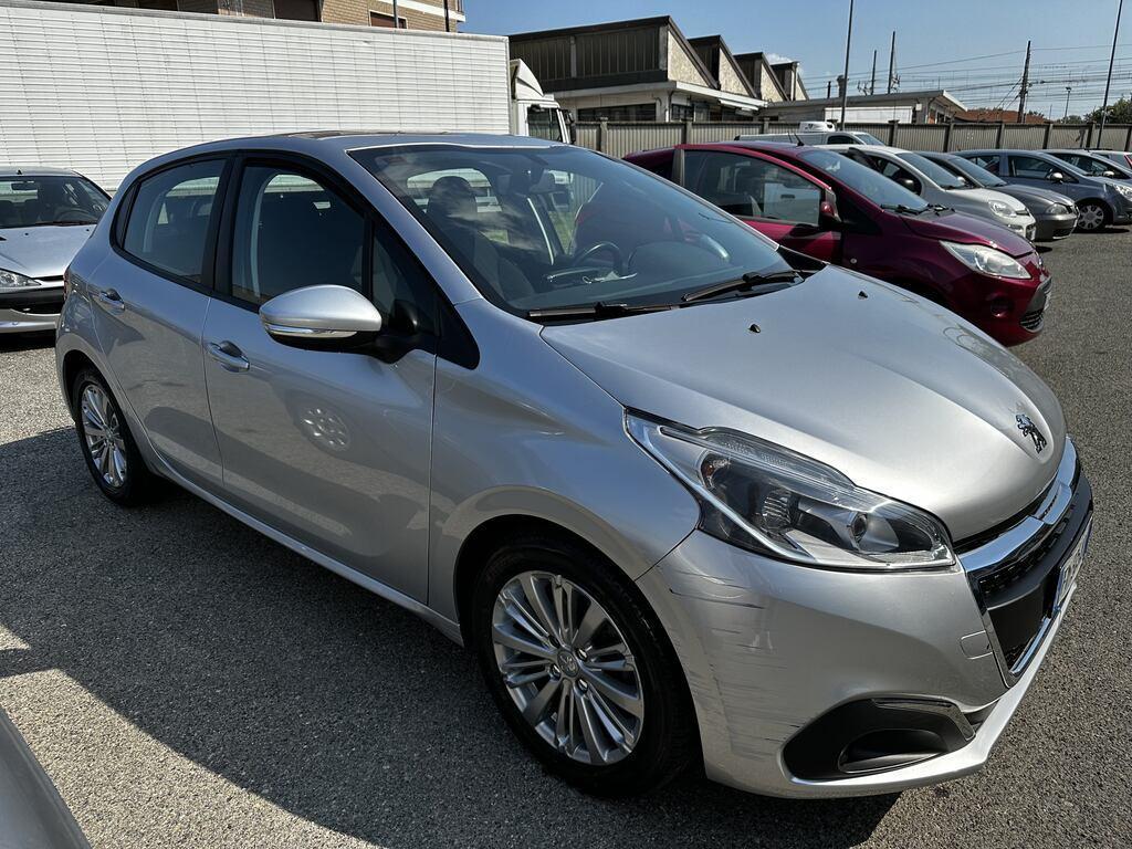 Peugeot 208 5 Porte 1.2 PureTech Allure