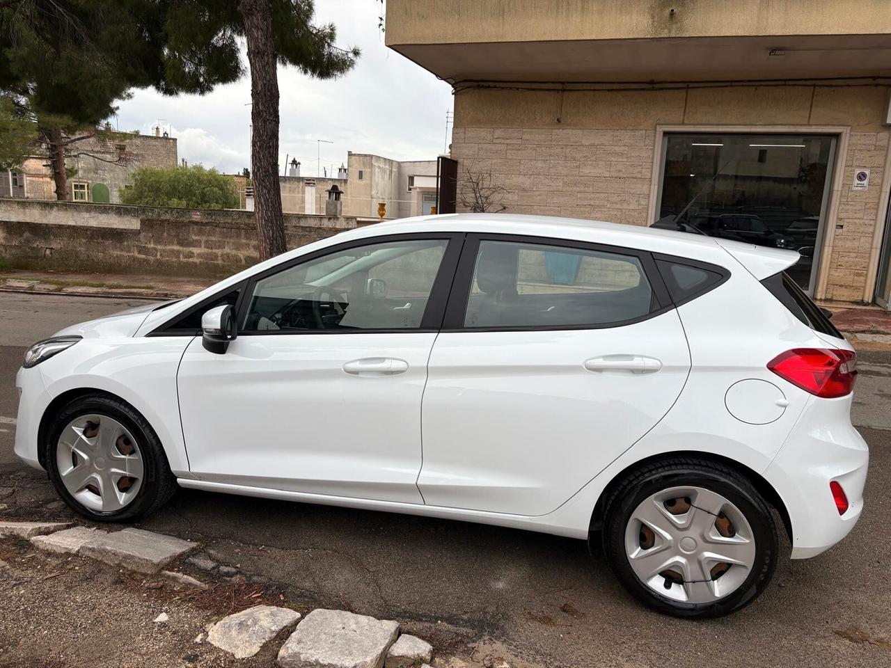 Ford Fiesta 1.5 EcoBlue 5 porte Connect