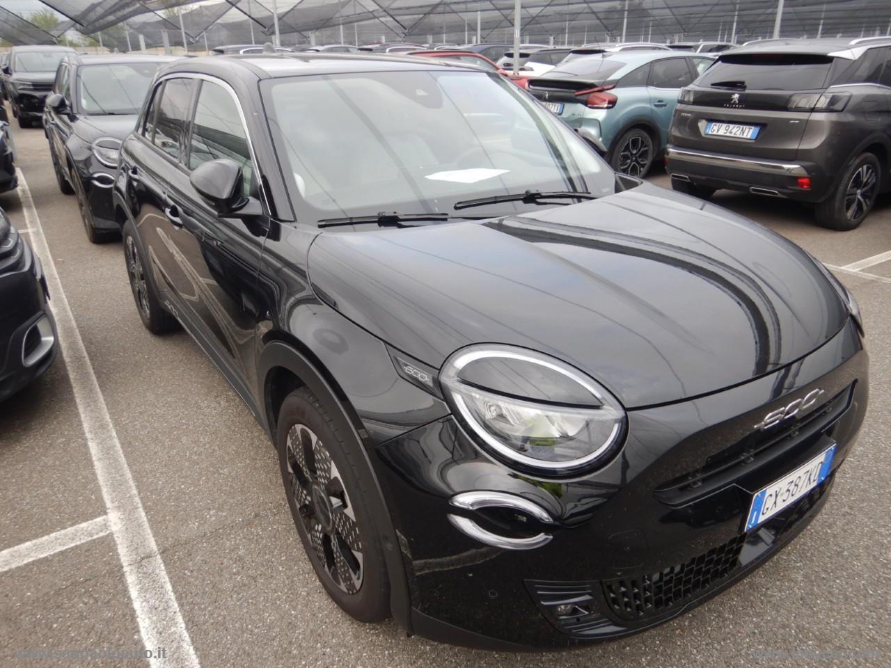 FIAT 600 Hybrid 110 CV DCT MHEV La Prima