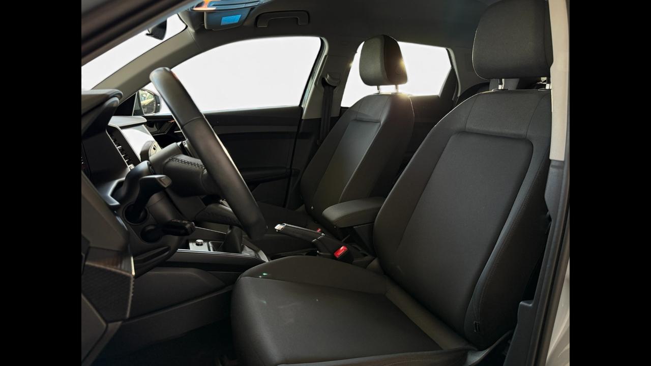 AUDI A1 II 2019 Sportback - A1 Sportback 30 1.0 tfsi Business 110