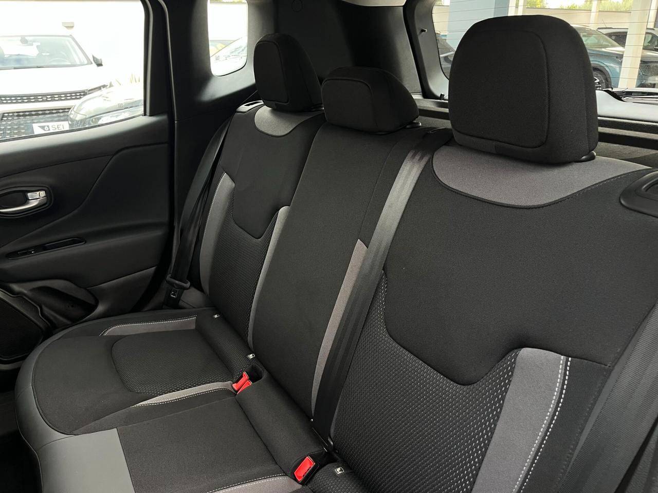 Jeep Renegade 1.5 Turbo T4 MHEV Limited Automatic