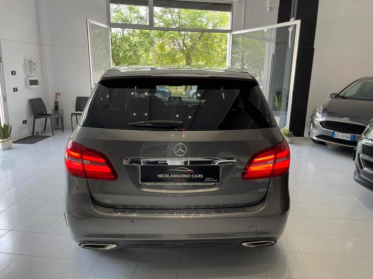 Mercedes-benz B 200D Auto. FULL AMG