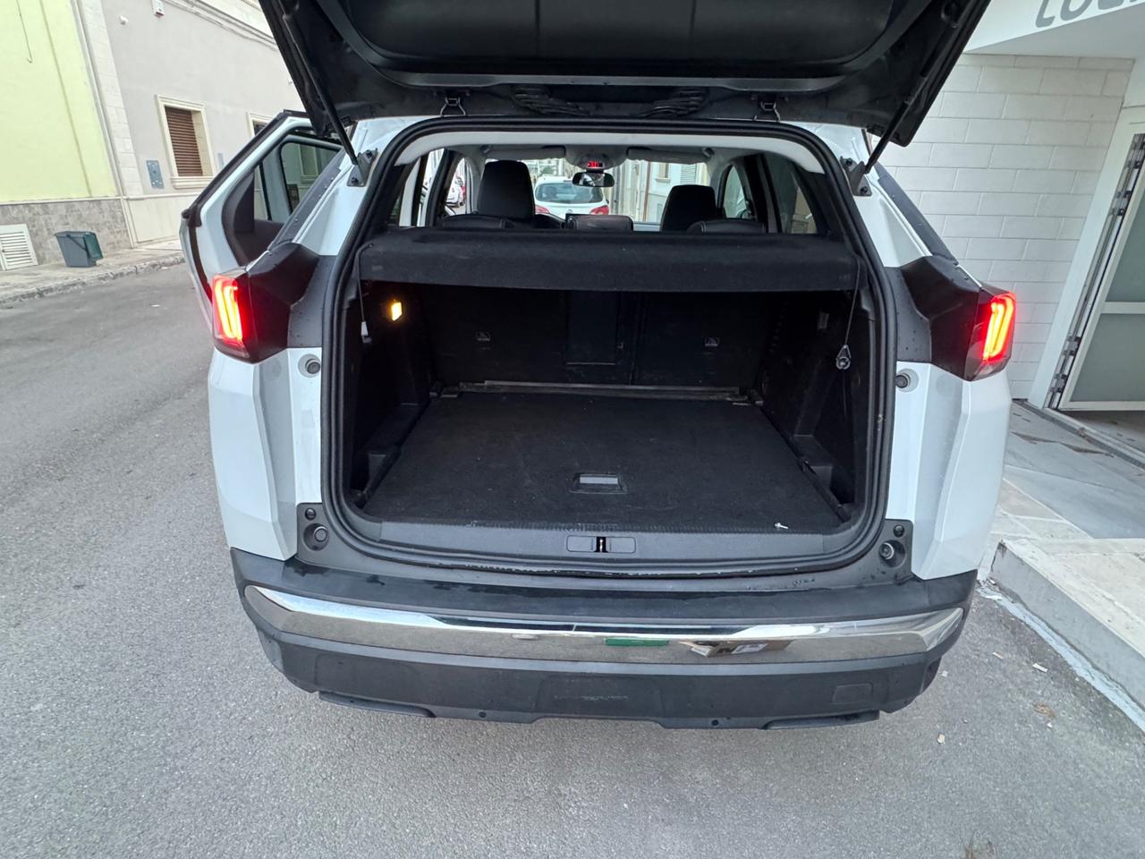 Peugeot 3008 BlueHDi 130 EAT8 Allure Pack