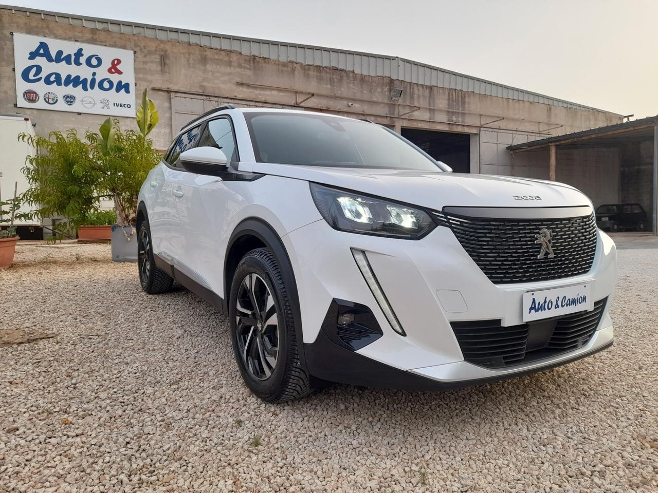 Peugeot 2008 BlueHDi 110 S&S Allure Pack anno 2021