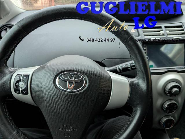 TOYOTA Yaris 1.3 5 porte Sol