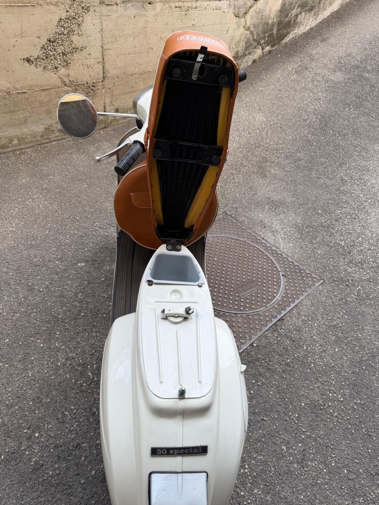 Vespa 50 Special 4 marce 1981