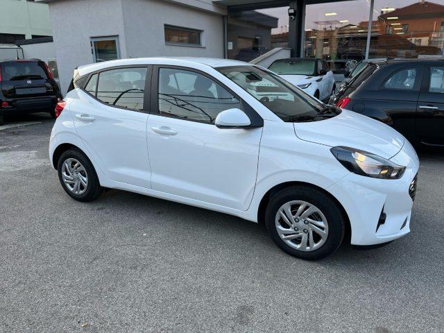 HYUNDAI i10 1.0 MPI Connectline con Navigatore+Retrocamera