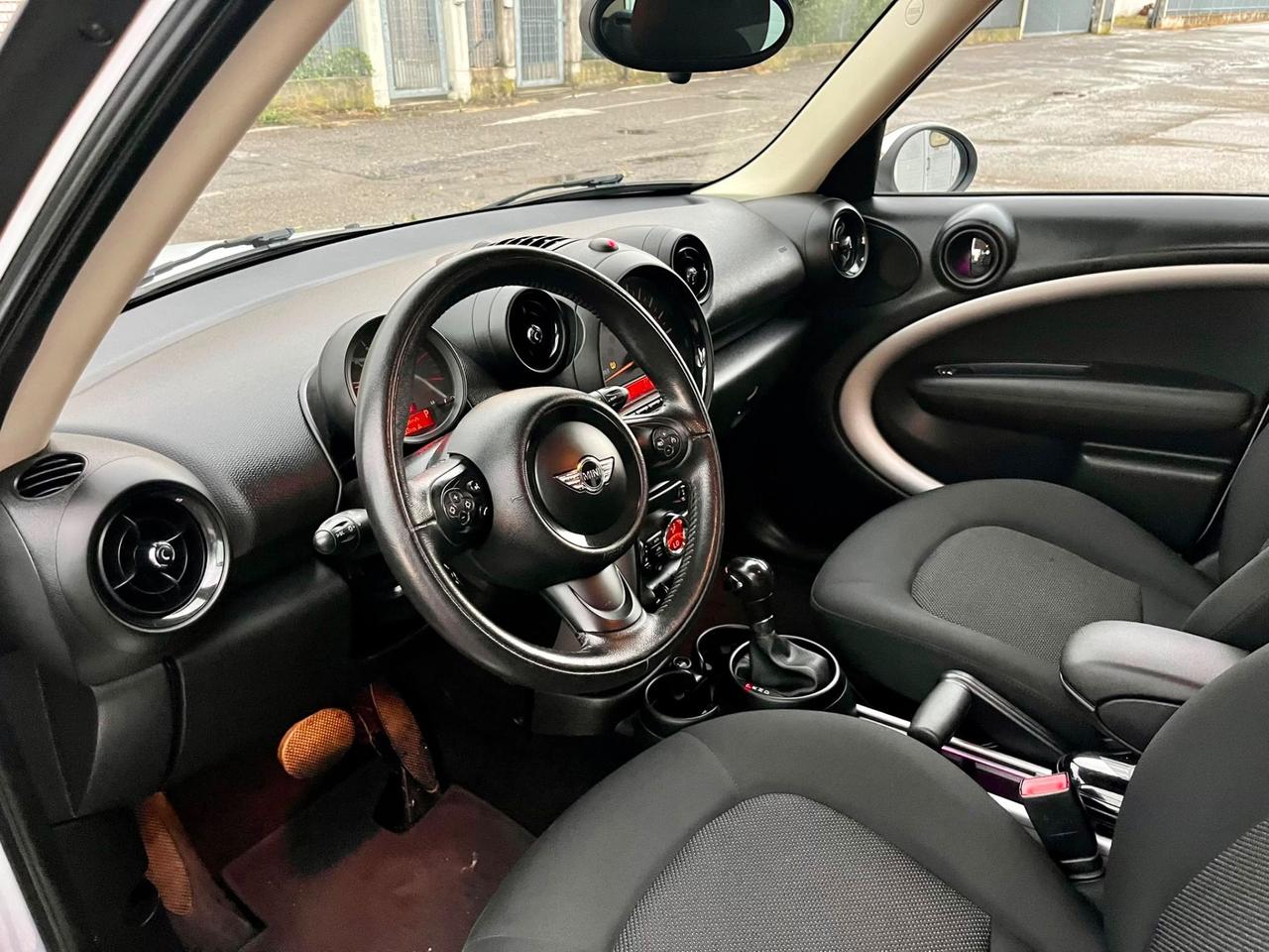 Mini Countryman 2.0D automatica 2015 94.000km euro6