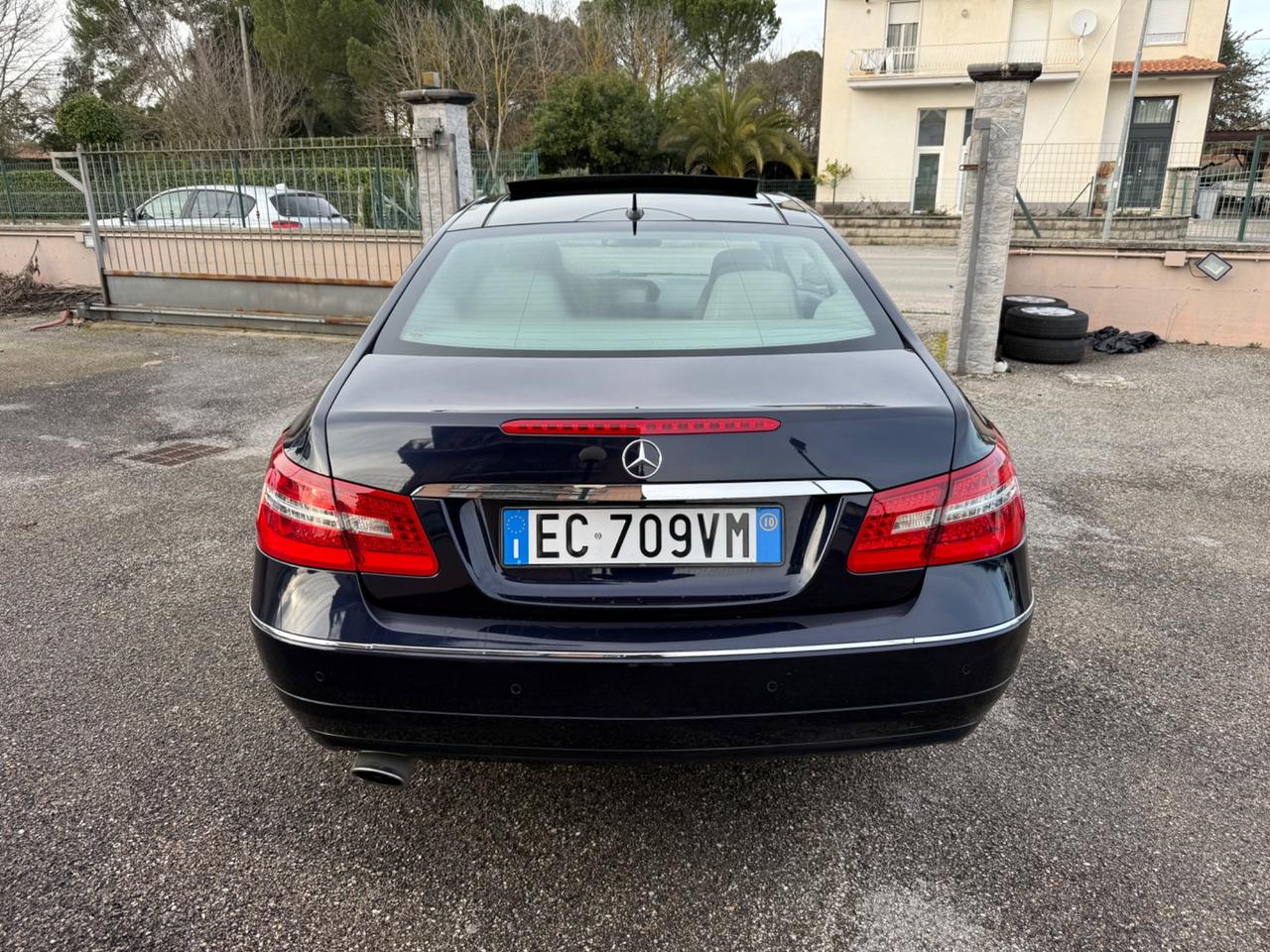 Mercedes-benz E 220 CDI Coupé Avantgarde
