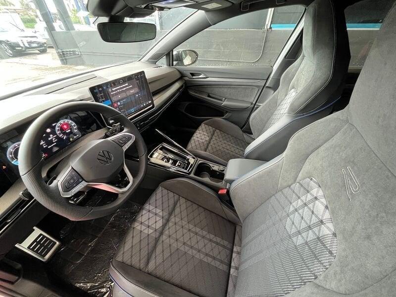 Volkswagen Golf 1.5 etsi R-Line Plus 150cv dsg