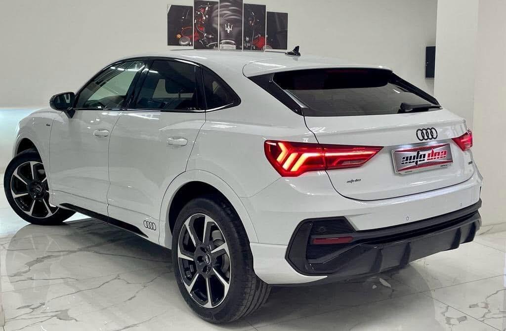 Audi Q3 SPB 35 TDI quattro S tronic S line Identity My21