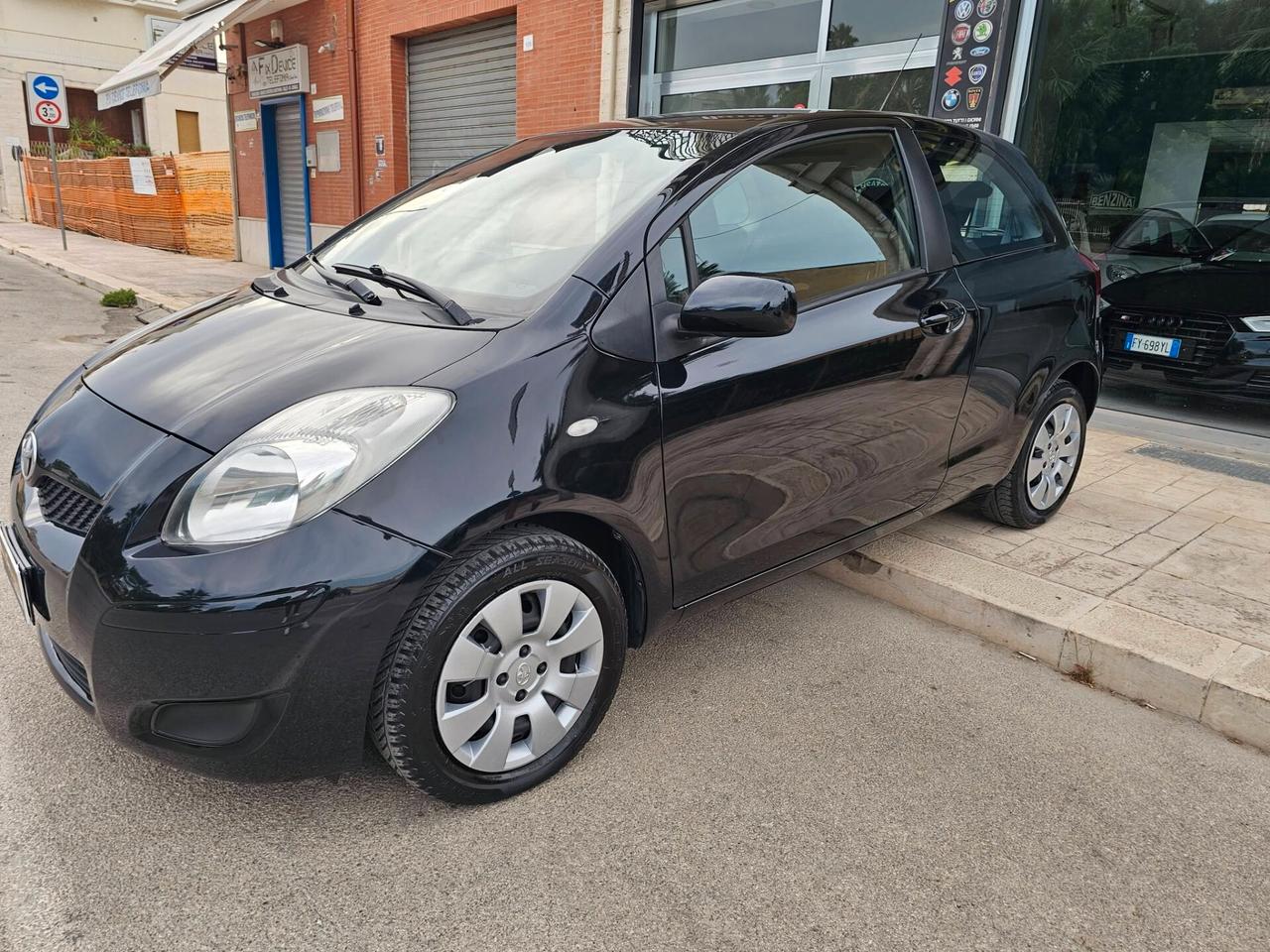 TOYOTA YARIS 1.0 70CV SOL 3 PORTE