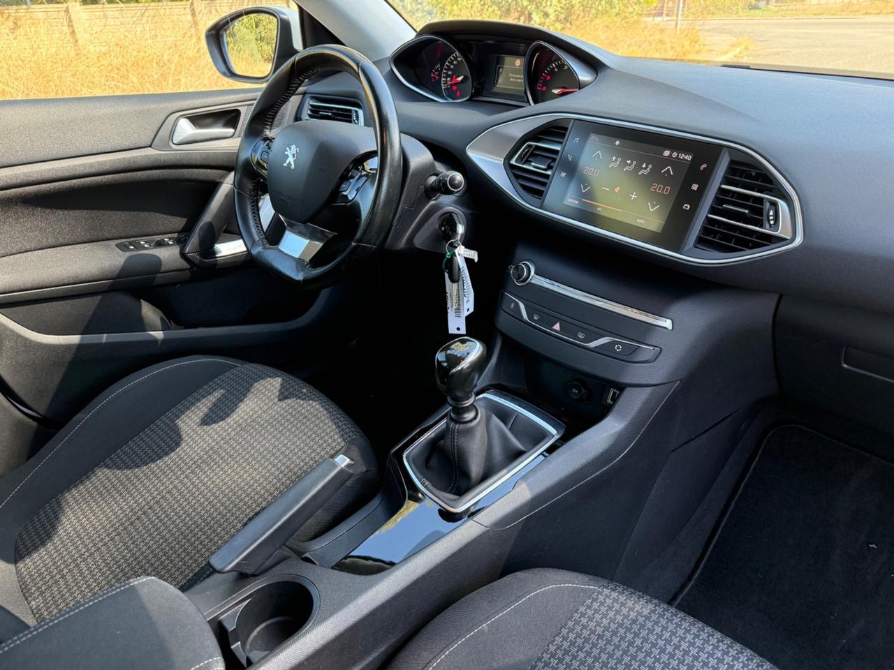 Peugeot 308 BlueHDi 130 S&S Business