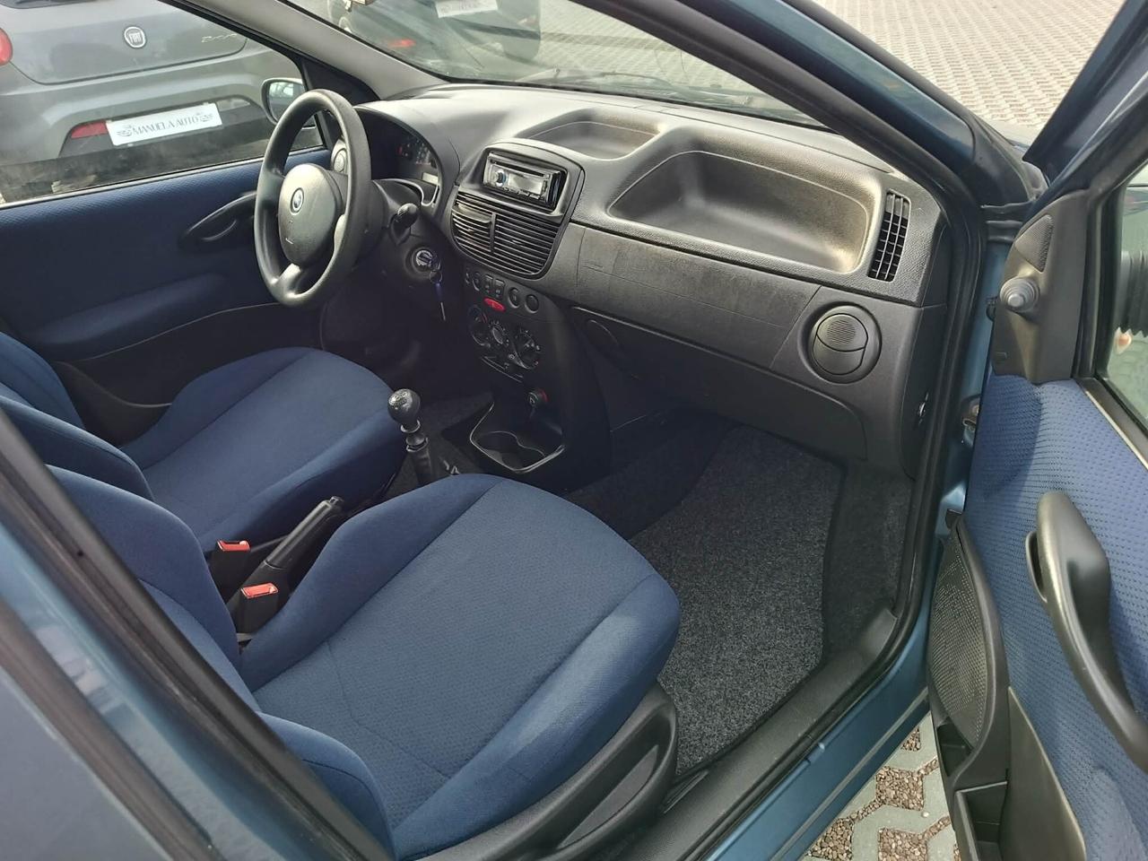 Fiat Punto 1.2 5 porte Active Natural Power