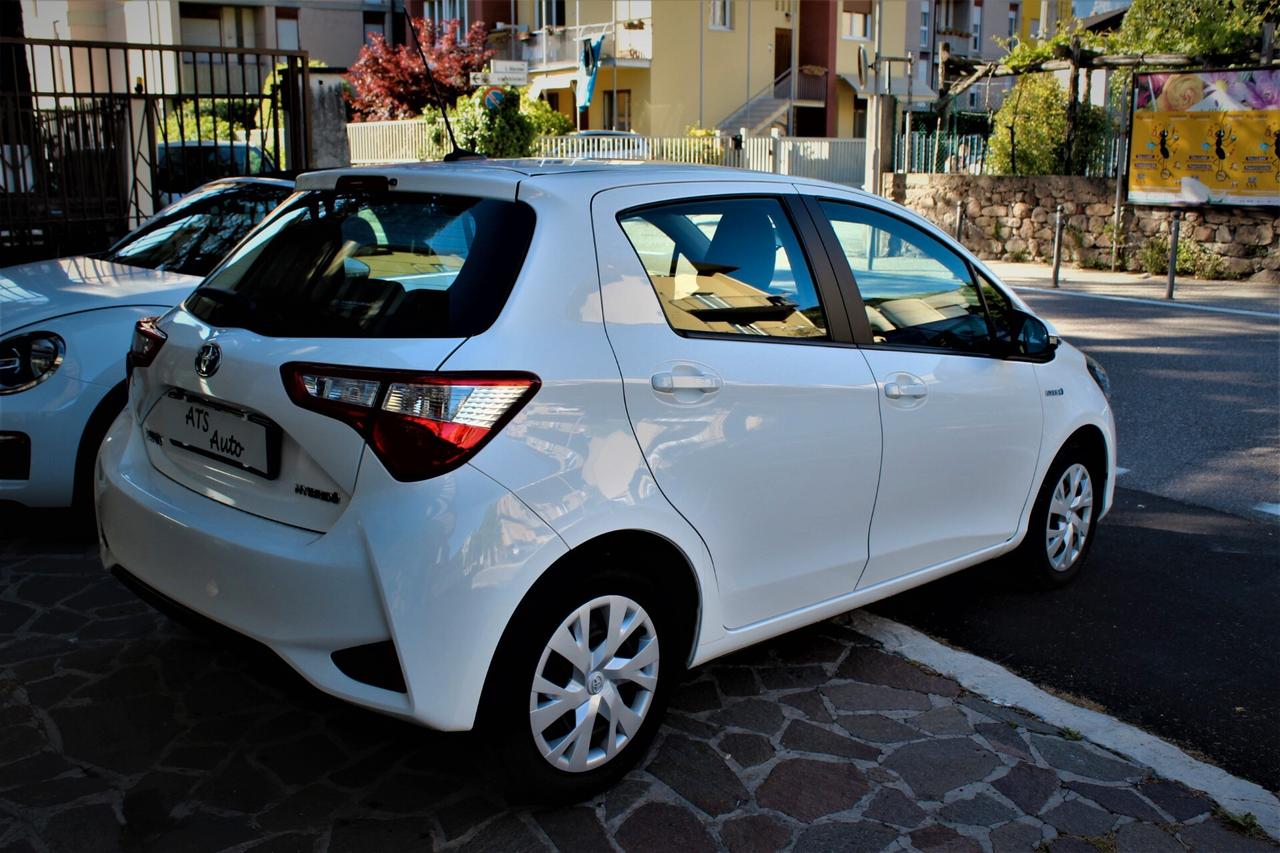 Toyota Yaris 1.5 Hybrid 5 porte Business