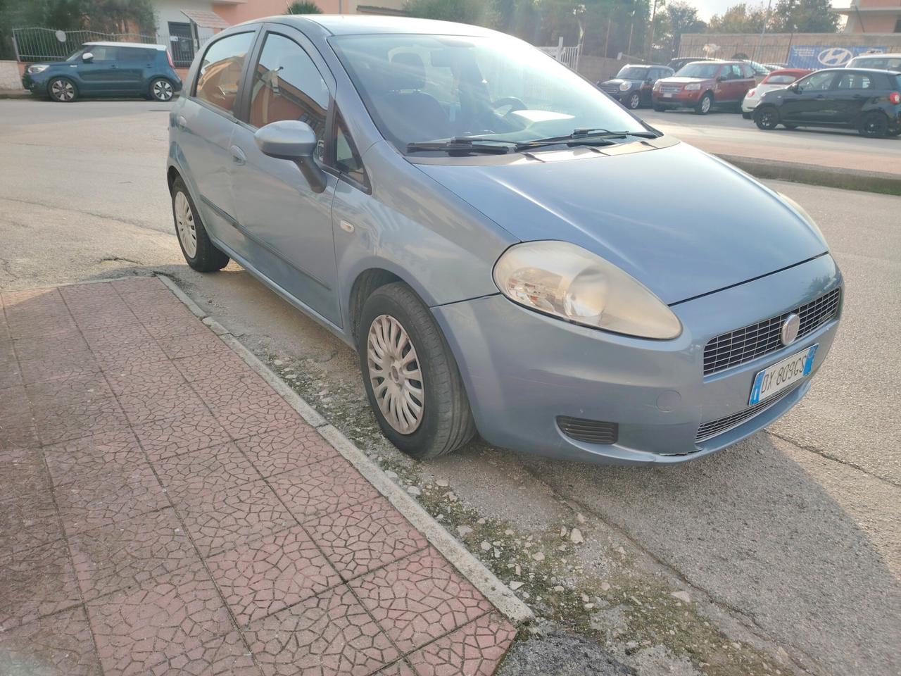 Fiat Grande Punto Grande Punto 1.3 MJT 75 CV 5 porte Dynamic