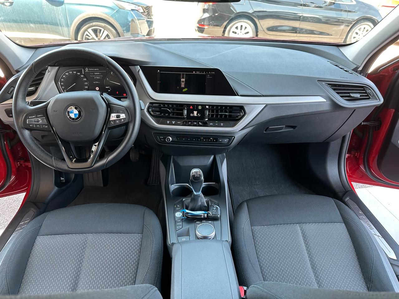 Bmw 118 118d 5p. Business Advantage