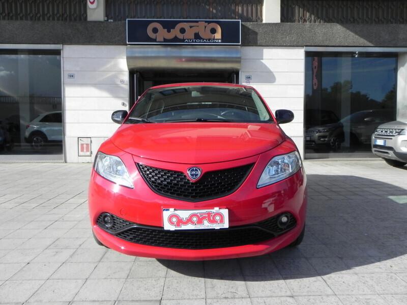 Lancia Ypsilon 1.0 FireFly 5 porte S&S Hybrid Ecochic Gold