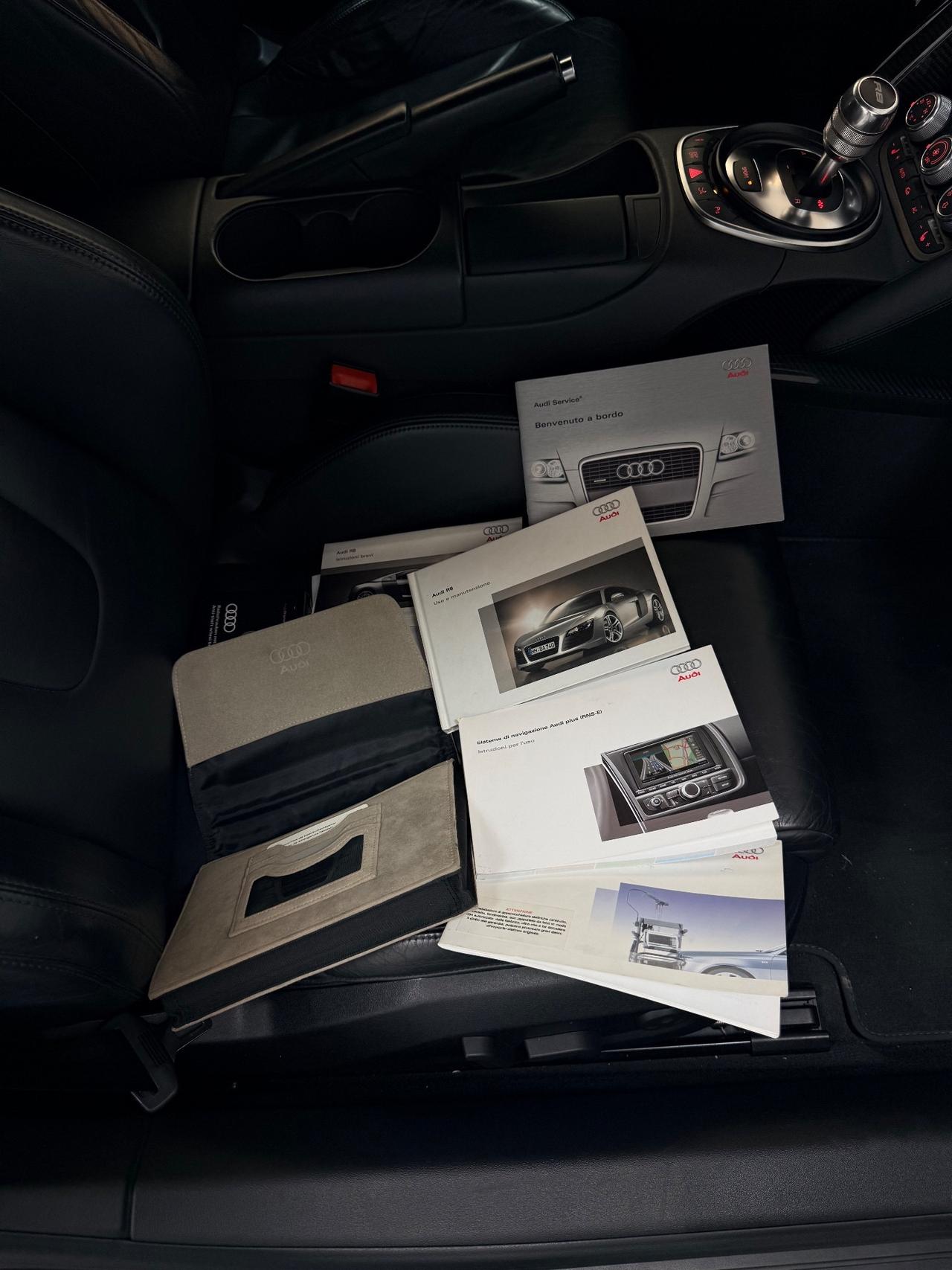 Audi R8 4.2 V8 420CV FSI quattro R tronic 04/2008