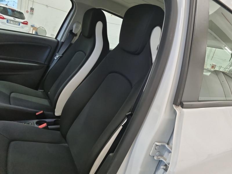 RENAULT ZOE LIFE R110 5 PORTE