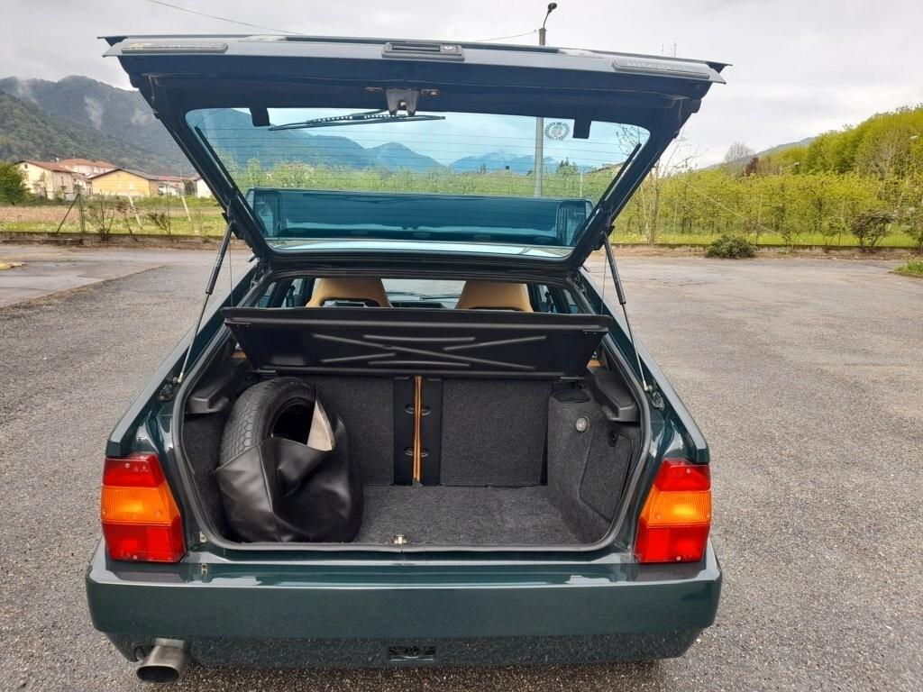 Lancia Delta 2.0i.e. turbo 16V HF integrale